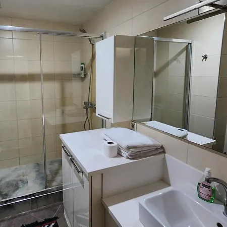 Taksim Square Residence, Two Bedrooms, Pool Sauna Gym דירה